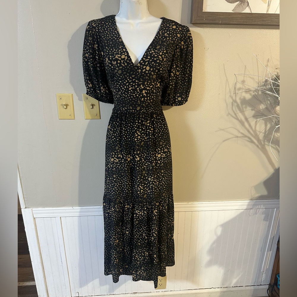 Chic Black and Gold Maxi Dress